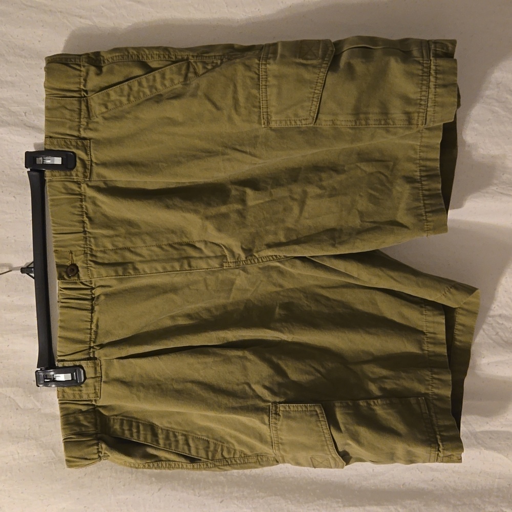 Tommy Bahama Cargo elastic waist drawstring button fly zipper shorts- XL